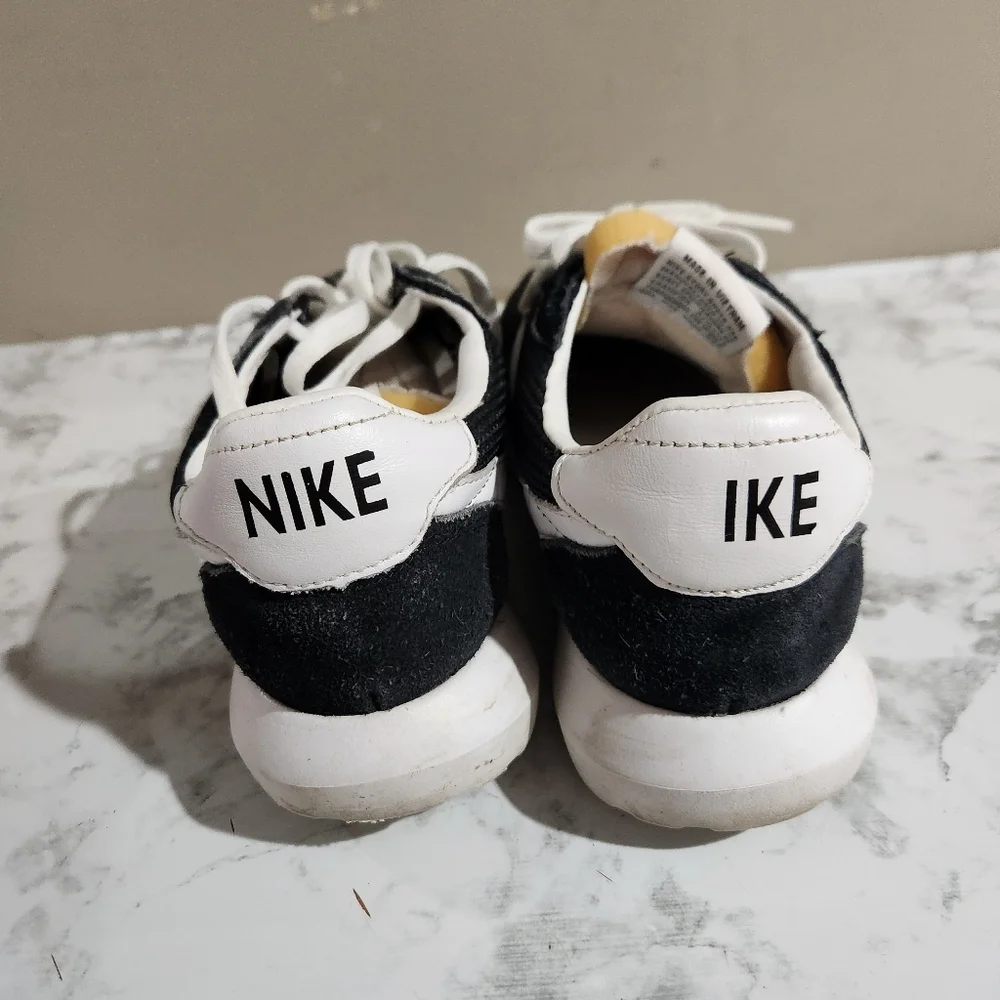 ***missing N Letter In Nike** Nike Roshe LD-1000 QS Black/White Sneakers Size 8